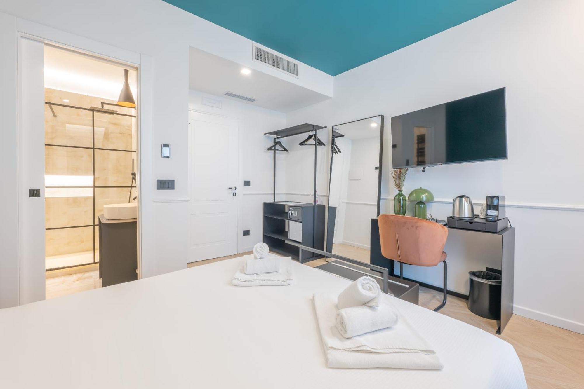 Maria Cristina Boutique Rooms ตรีเอสเต ภายนอก รูปภาพ