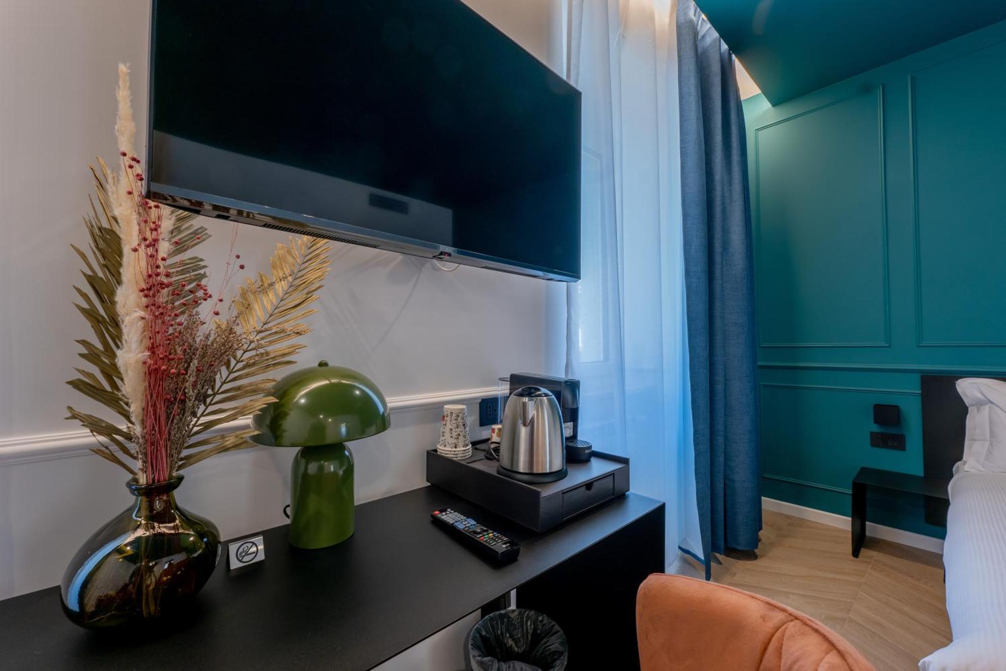 Maria Cristina Boutique Rooms ตรีเอสเต ภายนอก รูปภาพ